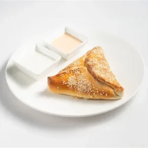 סמבוסק בולגרית וזיתים